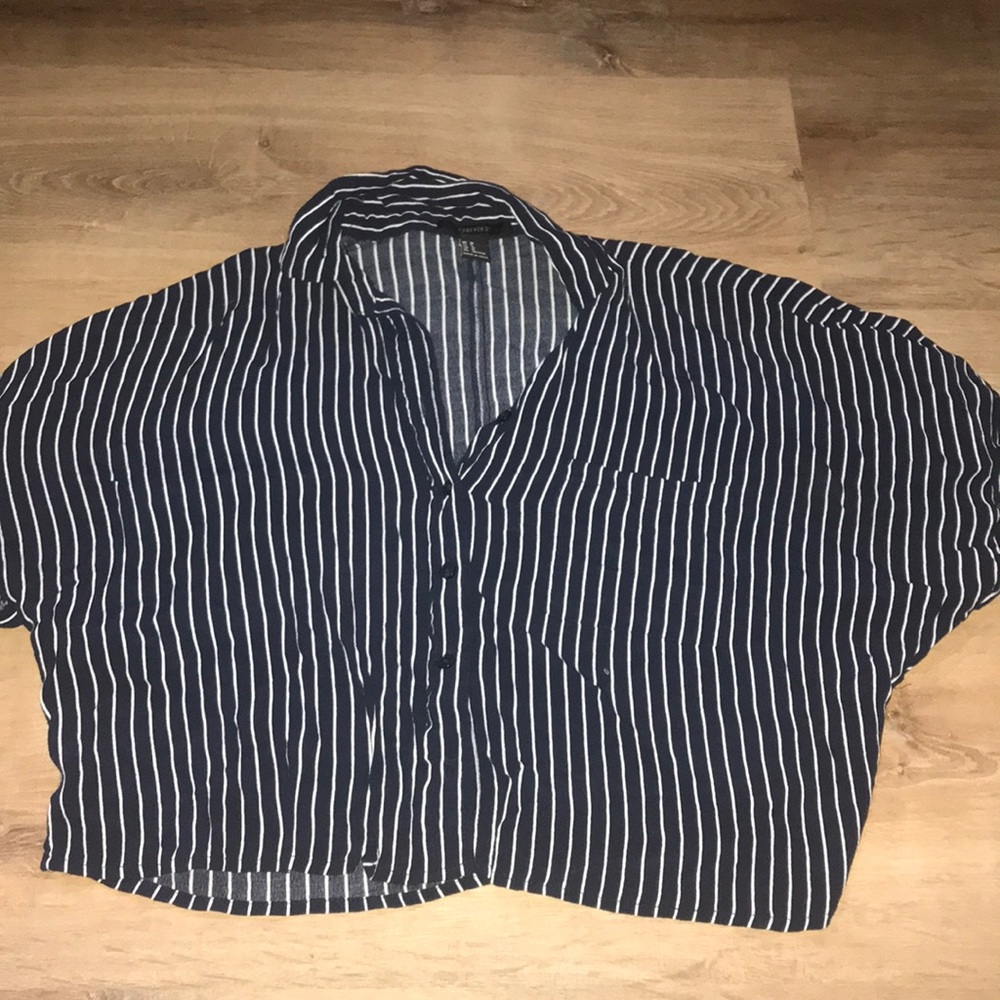Forever 21 Navy and White Striped Boxy Crop Top